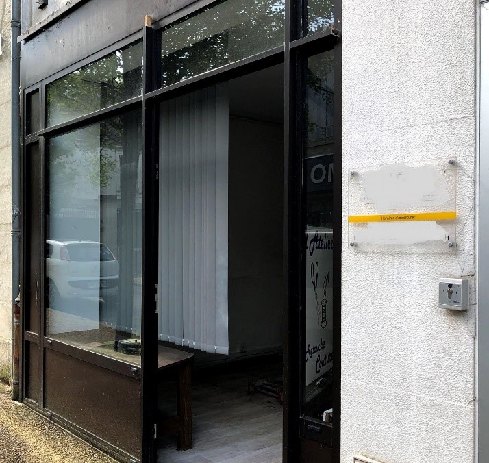 LOCAL COMMERCIAL A VENDRE