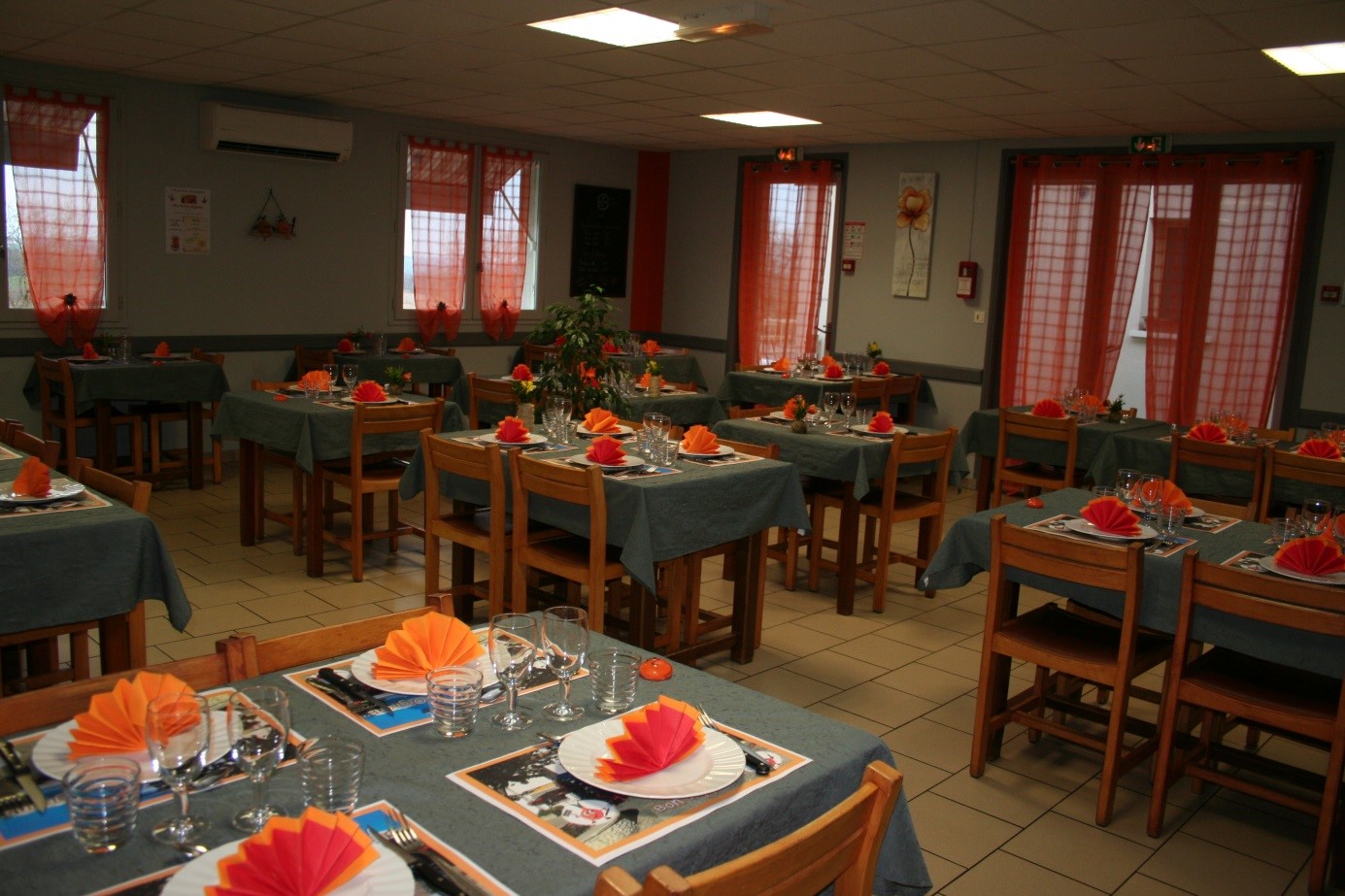 Location Bar-Restaurant (Communauté de communes du Périgord Ribéracois) – commune Bertric-Burée